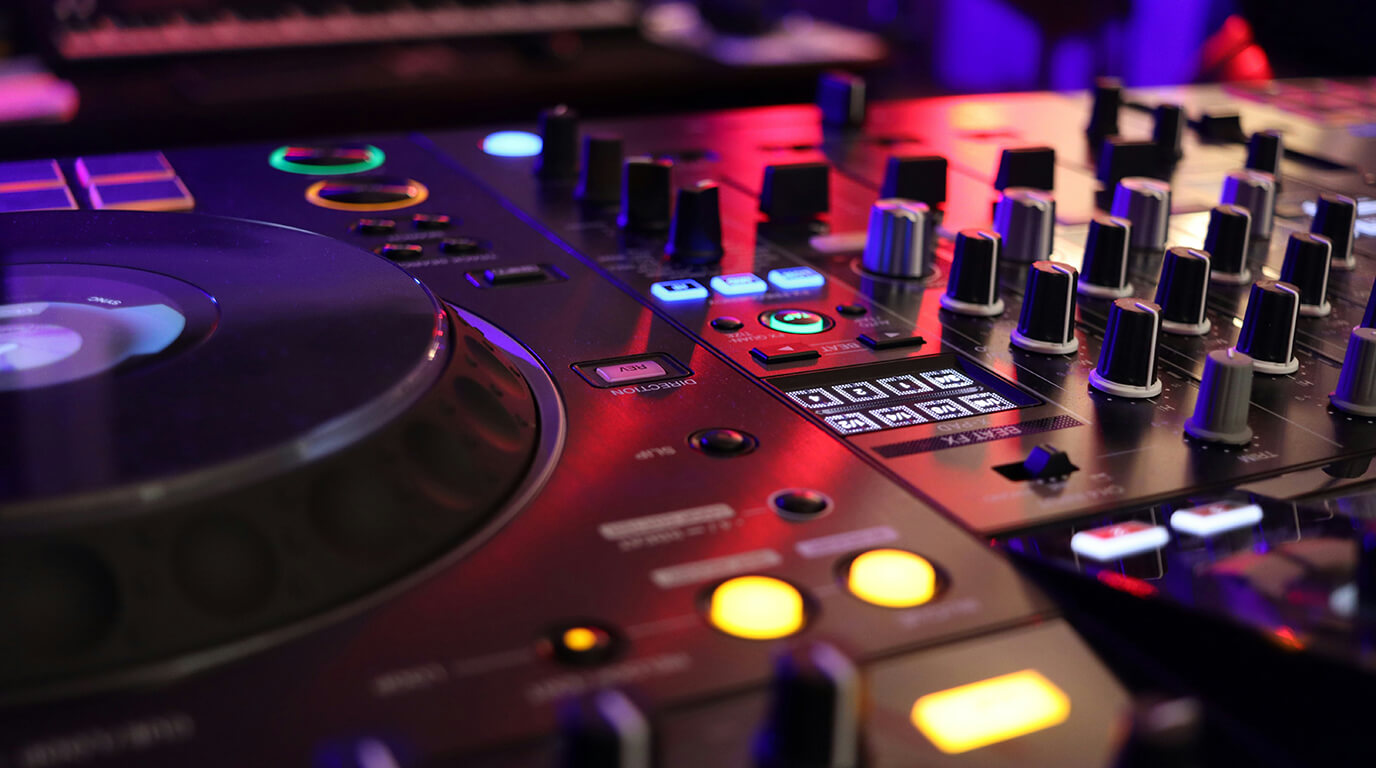 Zarnigar Lighting & DJ